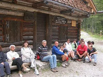 Hotel Giasenei 3*