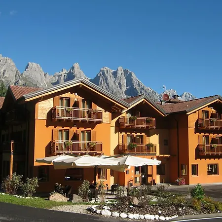 Hotel Giasenei 3*