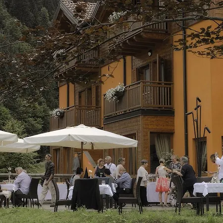 Hotel Giasenei 3*